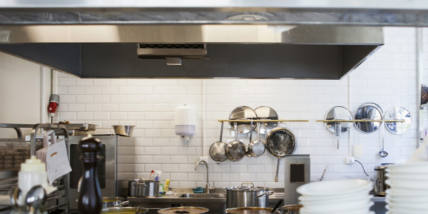 Limpiezas Campanas Extractoras de Cocinas els Plans de Sió · Cocina de Restaurantes
