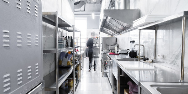 Limpiezas de Conductos de Extracción y Ventilación Gimenells i el Pla de la Font · Cocina de Caterings
